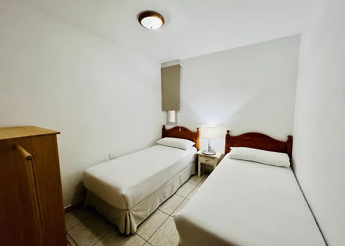 Apartamentos Frontera