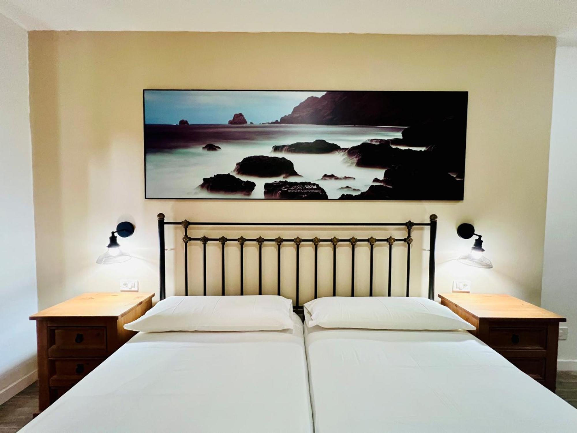 Apartamentos Frontera